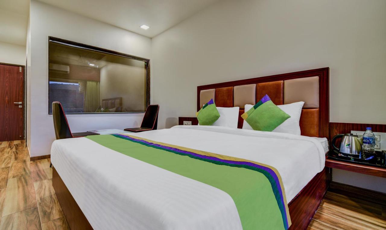 Treebo Trend Khushi River Side Retreat Hotel Mahabaleshwar Bagian luar foto